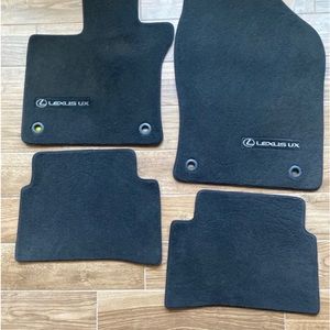 Lexus ux200/ux250h Black Carpet Floor Mats OEM PT919-76190-xx Full Set- USED